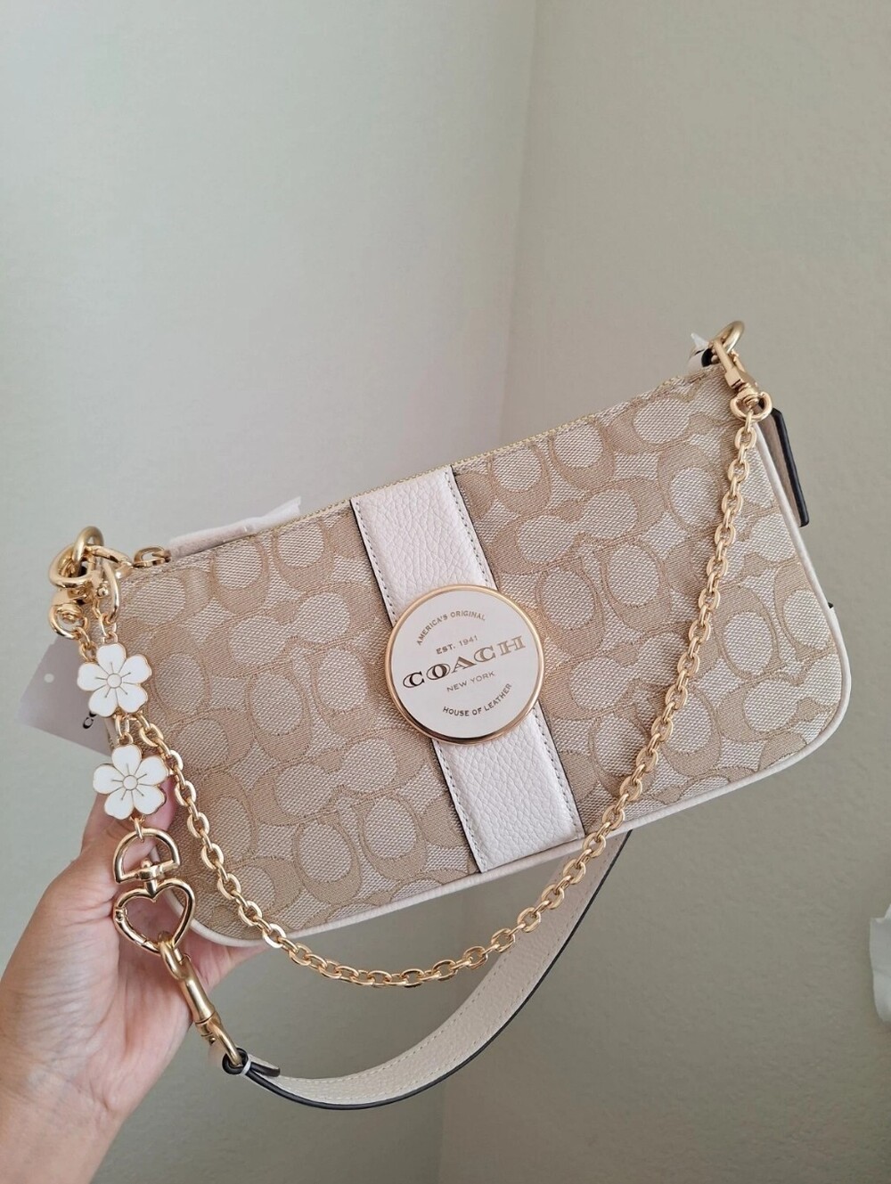 NWT Coach Lonnie Baguette crossbody In Signature Jacquard C8306 - Picture 4 of 11